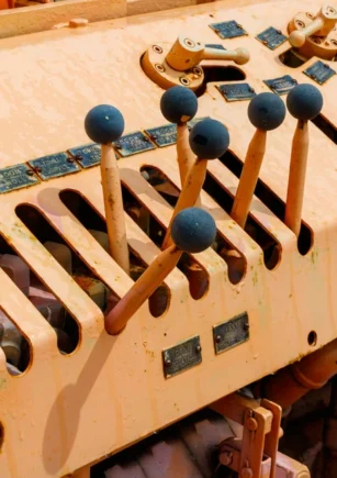 bq3UbrT8TmDAQYuBilQtSU3RwFY